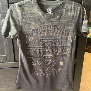 American fighter size S shirt